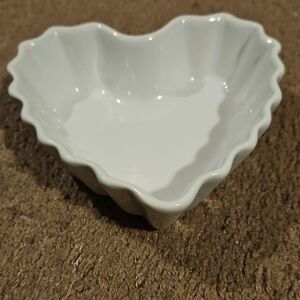 Chantal Heart-Shaped White Ceramic Dish